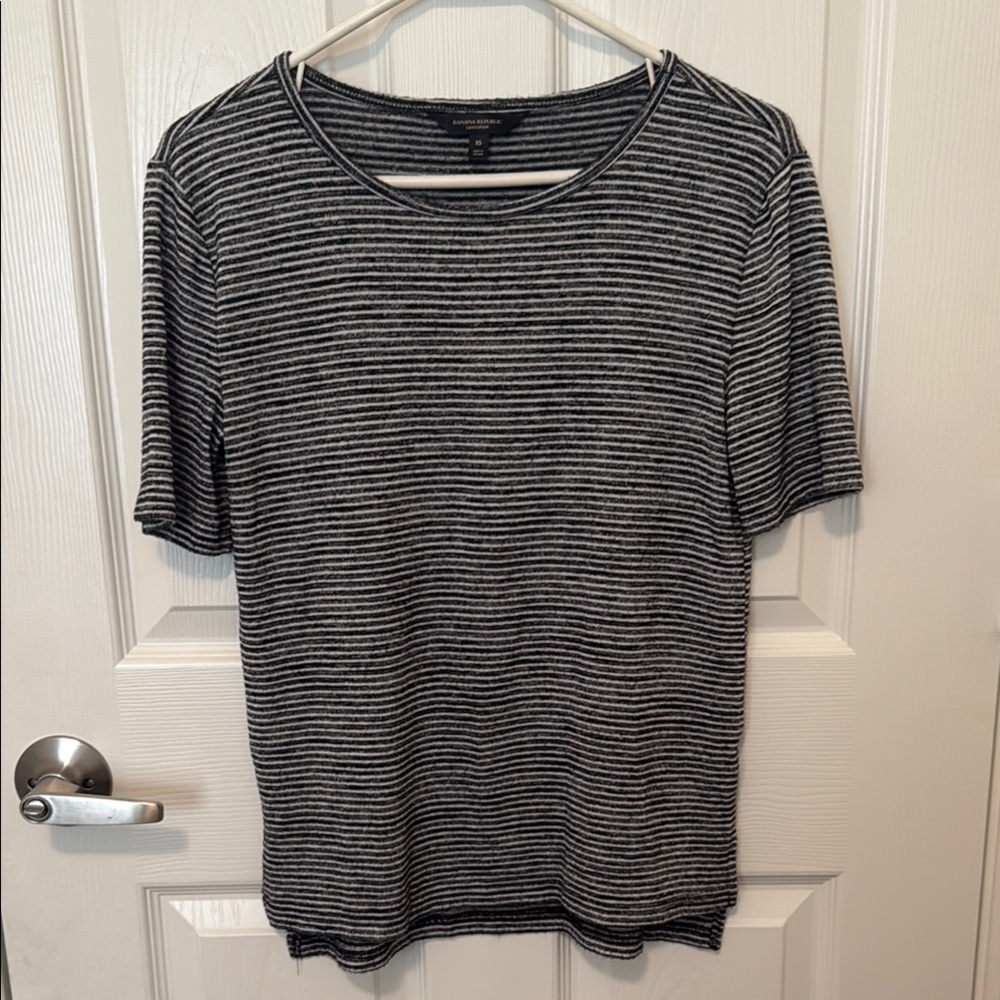Striped Black and White XS T-Shirt oversized